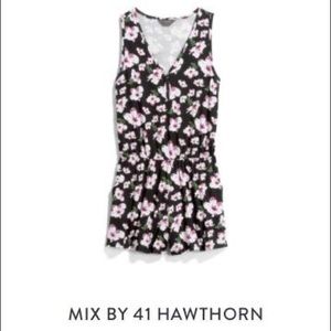 Mix by 41 hawthorn black floral romper NWT